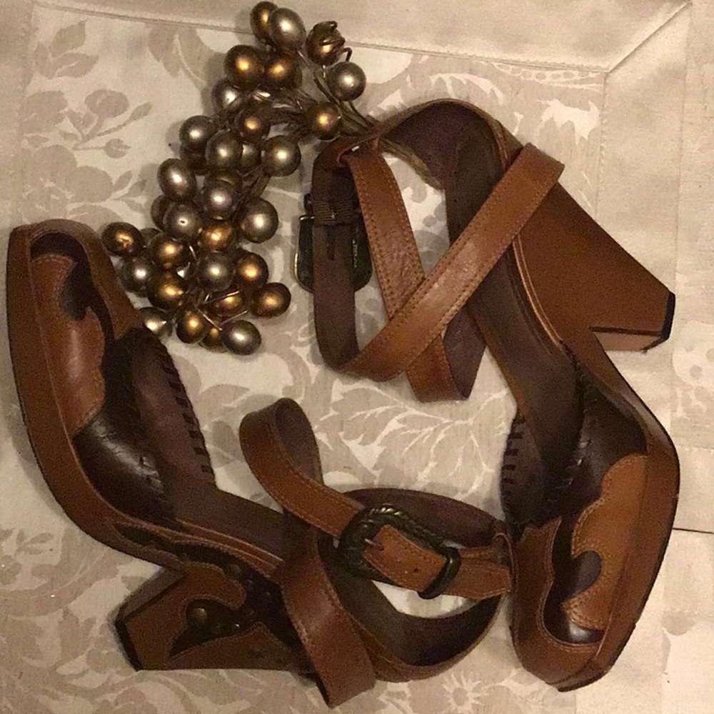 ⚡️Western All Leather Platform Sandals Women’s 6.5